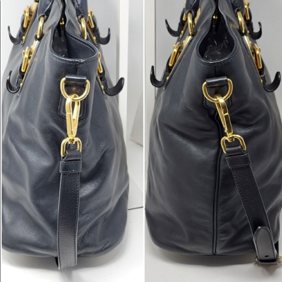 Authentic Prada 2-way Cross body bag - Picture 4 of 7